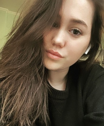 Алёна, 24 года, 3 размер груди